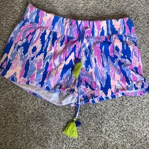 Lilly Pulitzer Luxletic Casual Shorts size S
